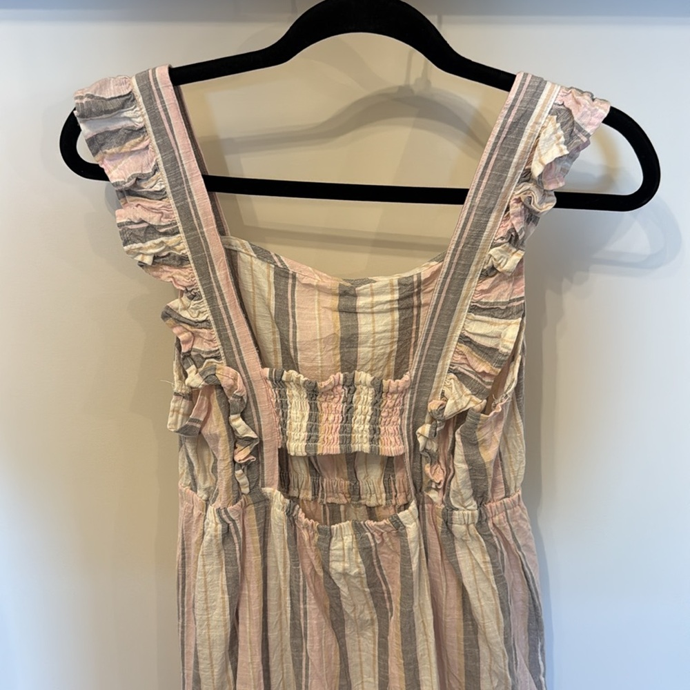 Dress - Picture 3 of 5